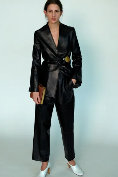 Look 10